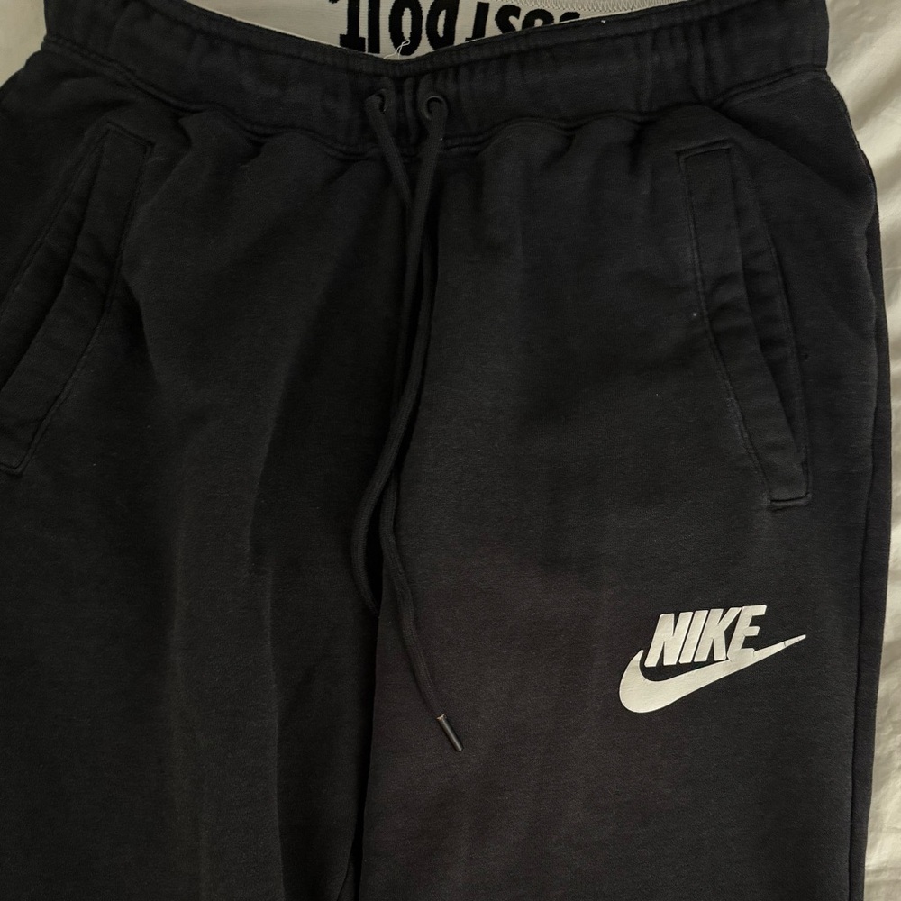 Nike Women's Black Jogger Pants